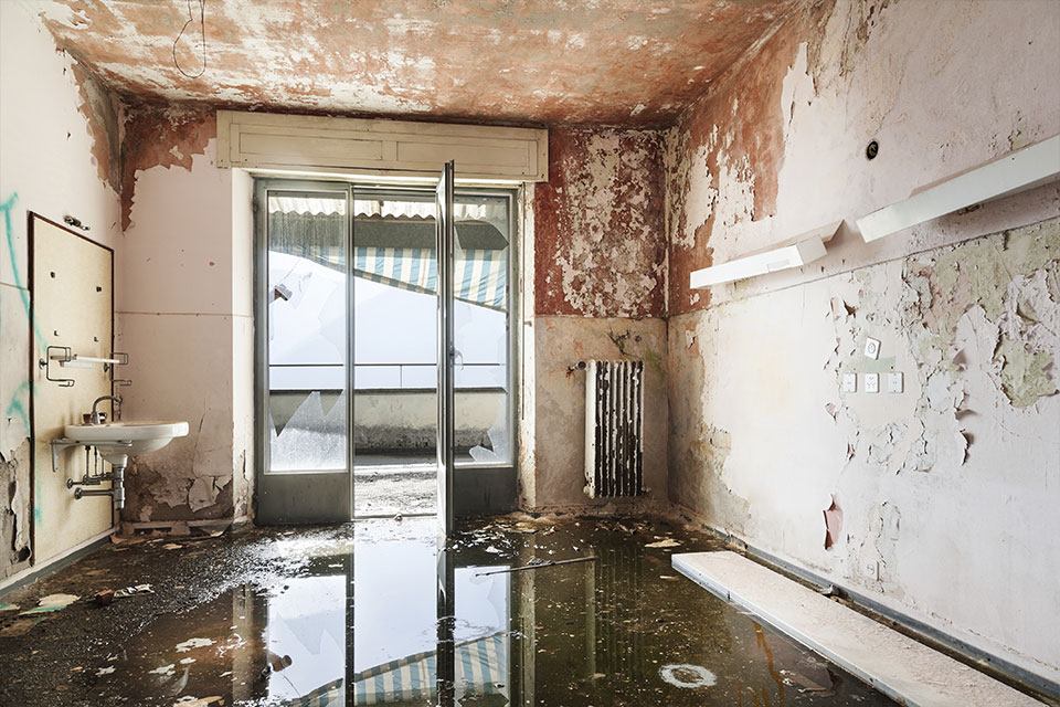 5 Tips for Identifying Water Damage in Your Home